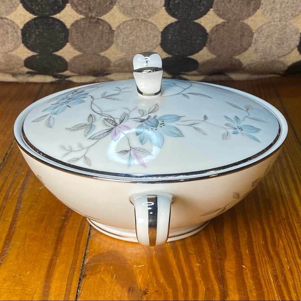 Noritake China Japan 5764 Lorene Sugar Bowl w/ Lid Silver/Blue - Picture 4 of 12
